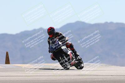 media/Oct-13-2025-Moto Forza (Mon) [[a66d839500]]/3-B Group/Session 4 (Turn 9)/